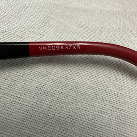 Gucci sunglasses with authenticity card, cloth and case. Perfect condition. - Picture 14 of 14